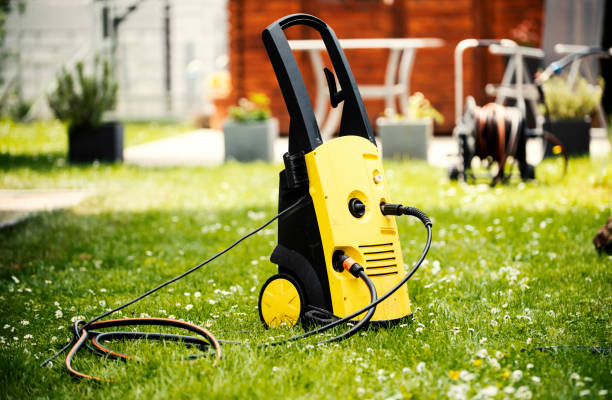 Best Machinery and Equipment Cleaning  in Highgrove, CA